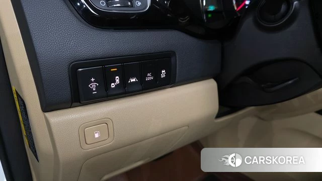 Kia The New Carnival 2018 Белый из Кореи, фото 3