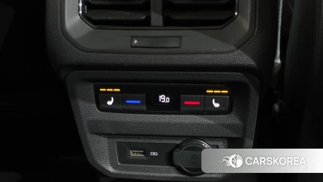 Volkswagen Tiguan Allspace 2020 Серебряный из Кореи, фото 3