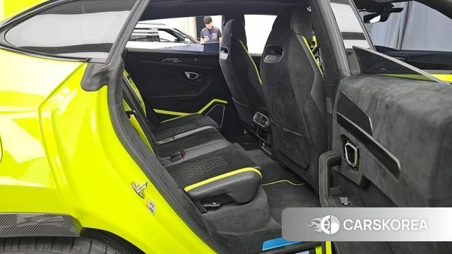 Lamborghini Urus 2024 Светло-зеленый из Кореи, фото 3