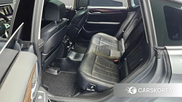 BMW 6 Series GT (G32) 2023 Серый из Кореи, фото 3