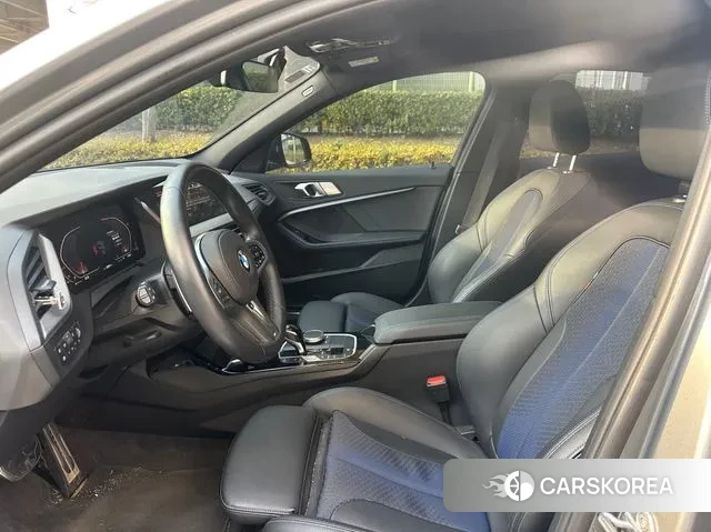 BMW 1 Series (F40) 2023 Серый из Кореи, фото 3