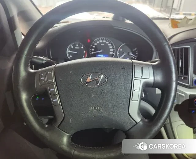 Hyundai Grand Starex 2018 Белый из Кореи, фото 3