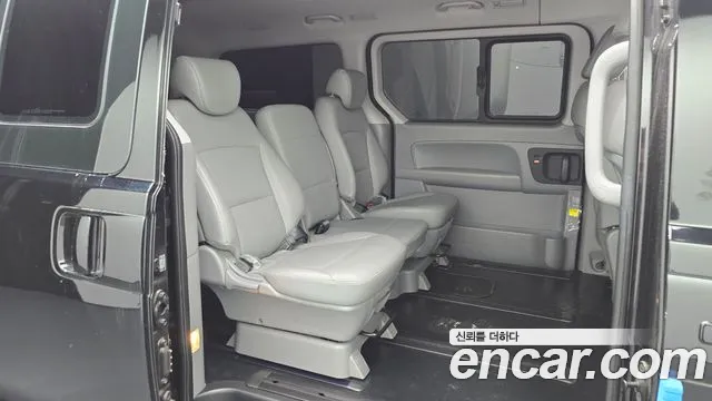 Hyundai The New Grand Starex 2020 Черный из Кореи, фото 3