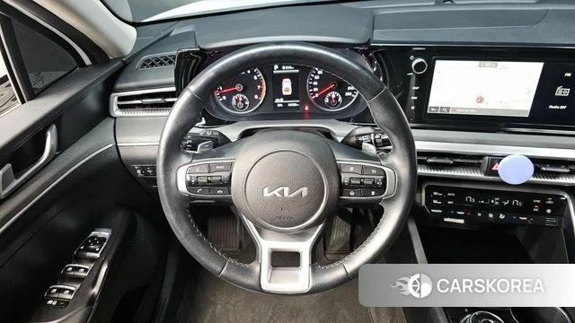 Kia K5 3rd generation 2023 Белый из Кореи, фото 3