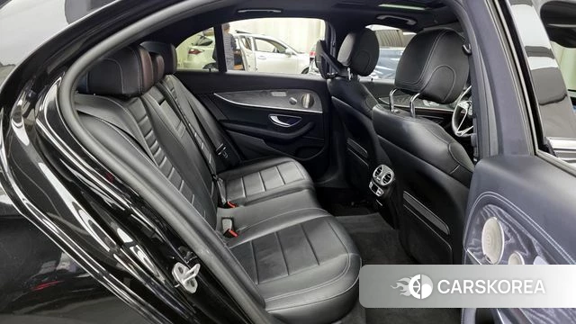 Mercedes-Benz E-Class W213 2023 Черный из Кореи, фото 3