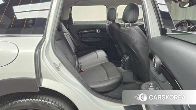 Mini Cooper Clubman 2022 Серебряный из Кореи, фото 3