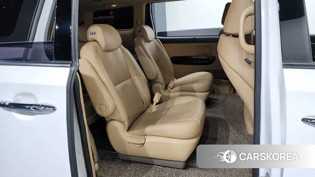 Kia The New Carnival 2018 Белый из Кореи, фото 3