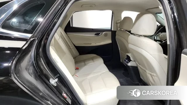 Hyundai The New Grandeur IG Hybrid 2022 Черный из Кореи, фото 3