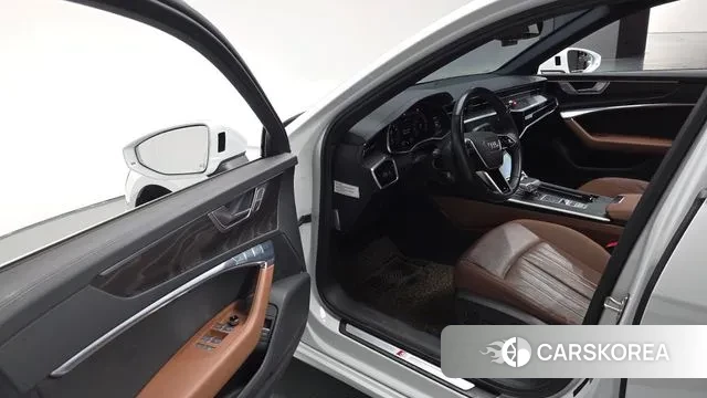 Audi A6 (C8) 2021 Белый из Кореи, фото 3