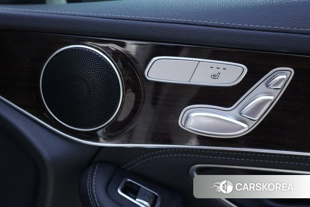 Mercedes-Benz GLC 2018 Белый из Китая, фото 3