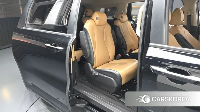 Kia Carnival 4th generation 2022 Черный из Кореи, фото 3