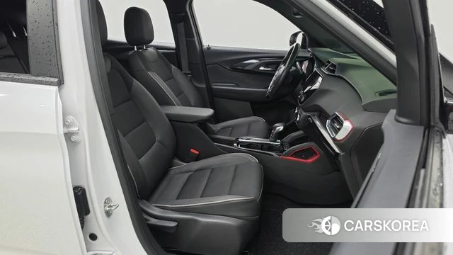 Chevrolet (GM Daewoo) Trailblazer 2020 Белый из Кореи, фото 3