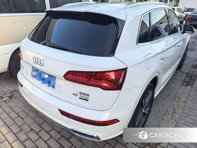 Audi Q5L 2021 Белый из Китая, фото 3