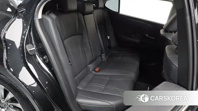 Lexus ES300h 7th generation 2020 Черный из Кореи, фото 3