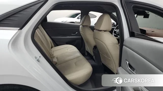 Hyundai Avante (CN7) 2022 Белый из Кореи, фото 3