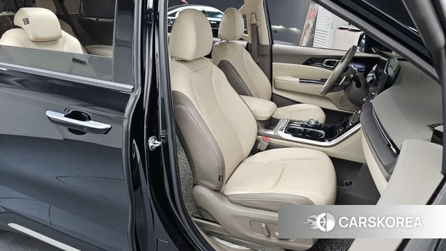 Kia Carnival 4th generation 2023 Черный из Кореи, фото 3