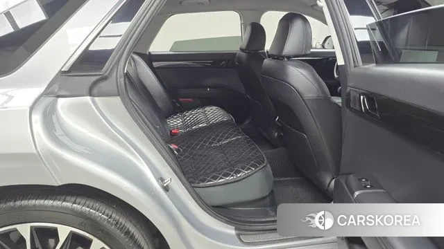 Hyundai Grandeur (GN7) 2023 Серебристо-серый из Кореи, фото 3