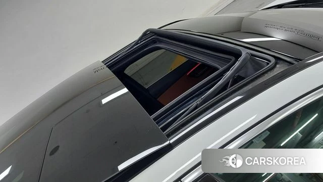 Mercedes-Benz C-Class W206 2023 Белый из Кореи, фото 3
