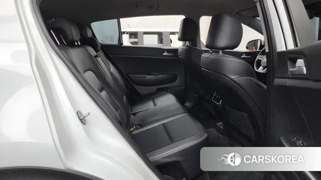 Kia Sportage The Bold 2021 Белый из Кореи, фото 3