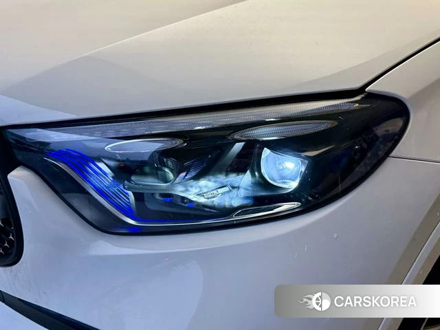Mercedes-Benz GLC 2024 Белый из Китая, фото 3