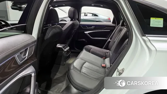 Audi A6 (C8) 2021 Белый из Кореи, фото 3