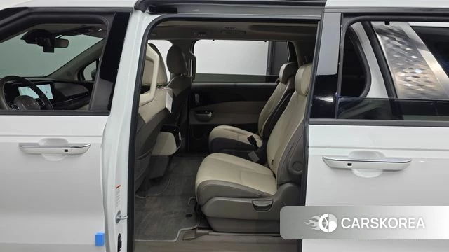 Kia Carnival 4th generation 2023 Белый из Кореи, фото 3