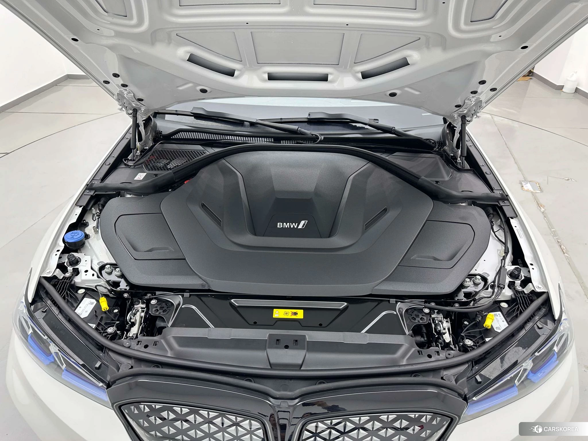 BMW i3 2024 Белый из Китая, фото 3