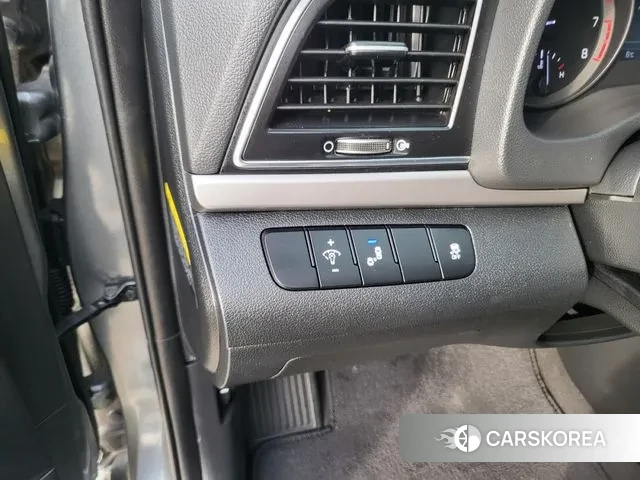 Hyundai Avante AD 2018 Серый из Кореи, фото 3