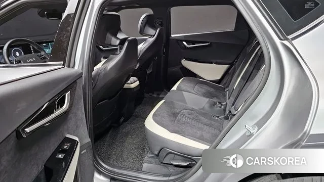 Kia EV6 2021 Серый из Кореи, фото 3