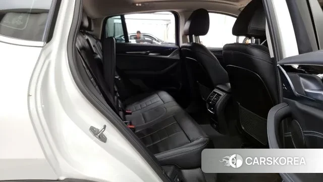 BMW X4 (G02) 2023 Белый из Кореи, фото 3