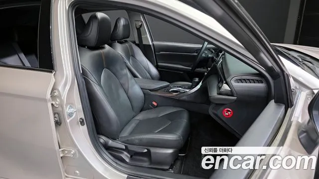 Toyota Camry (XV70) id 2826920 из Кореи 3