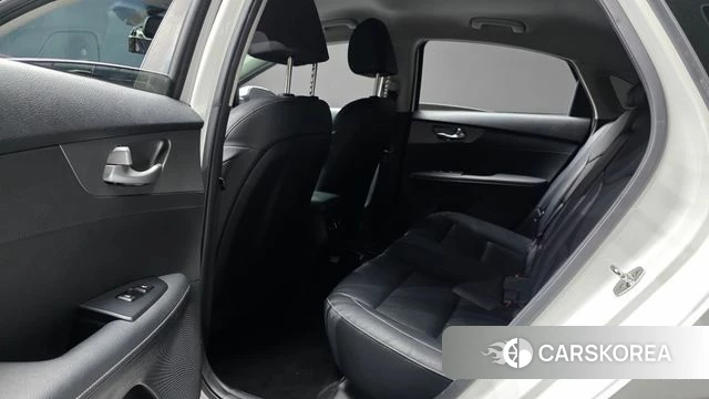 Kia Come New K3 2018 Белый из Кореи, фото 3