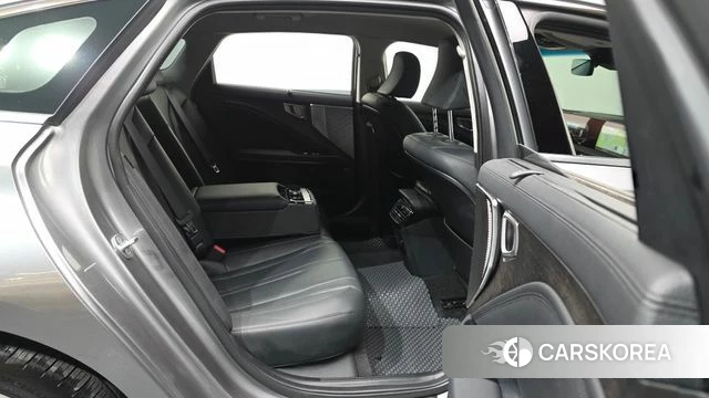 Kia K8 2022 Серебристо-серый из Кореи, фото 3