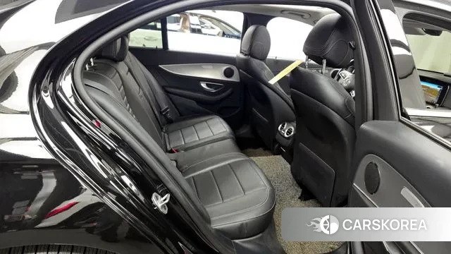 Mercedes-Benz E-Class W213 2019 Черный из Кореи, фото 3