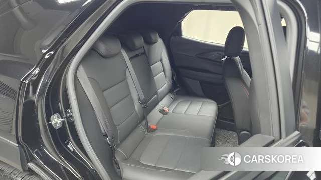 Chevrolet (GM Daewoo) The New Trail Blazer 2024 Черный из Кореи, фото 3