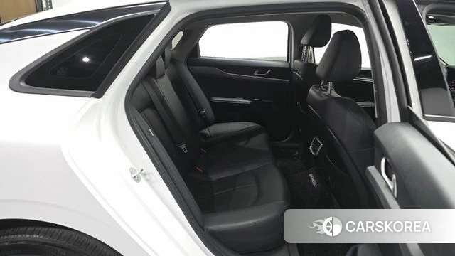Kia K5 3rd generation 2023 Белый из Кореи, фото 3
