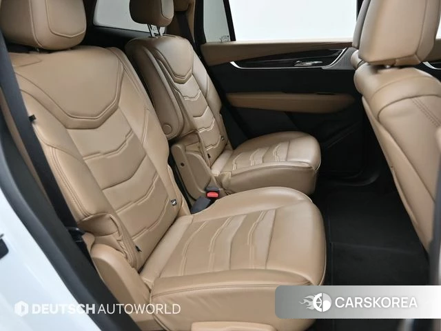 Cadillac XT6 2022 Белый из Кореи, фото 3