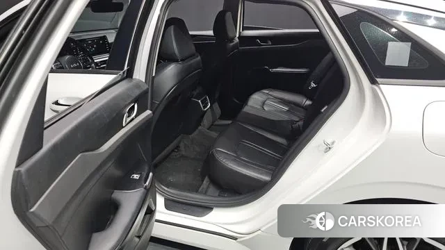 Kia K5 3rd generation 2022 Белый из Кореи, фото 3