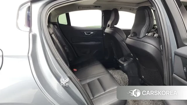 Volvo S60 3rd generation 2020 Серый из Кореи, фото 3