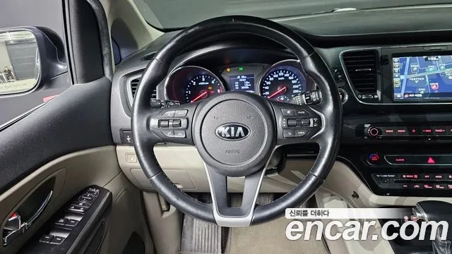 Kia The New Carnival 2018 Черный из Кореи, фото 3