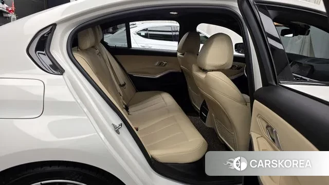 BMW 3 Series (G20) 2021 Белый из Кореи, фото 3