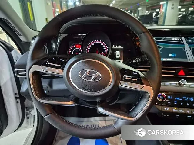 Hyundai Avante (CN7) 2022 Белый из Кореи, фото 3