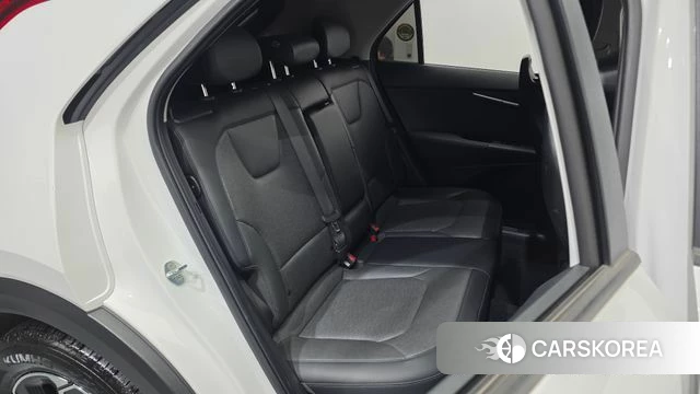 Kia Di Ol Nu Niro 2022 Белый из Кореи, фото 3