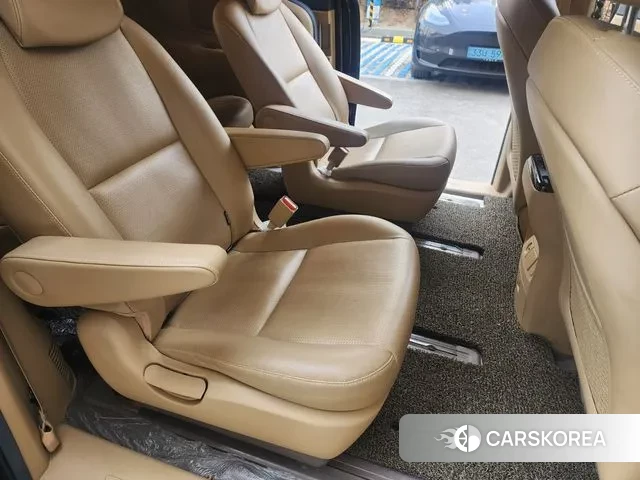 Kia The New Carnival 2019 Черный из Кореи, фото 3