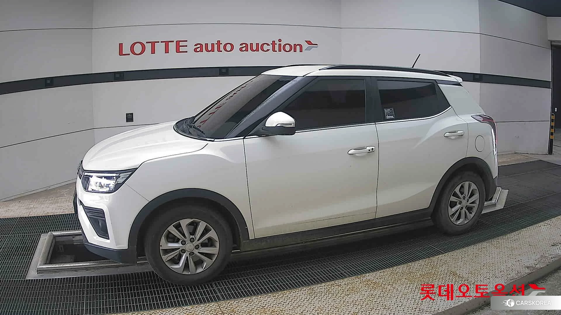 SsangYong Tivoli 2021 Grand White из Кореи, фото 3