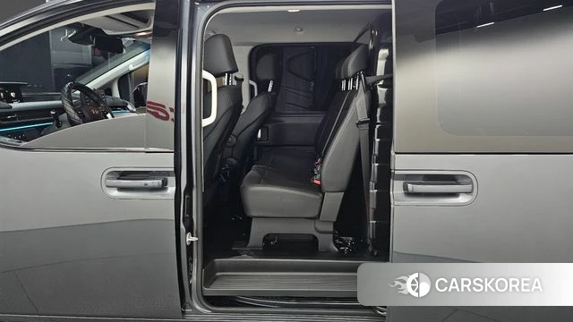 Hyundai Staria 2024 Серый из Кореи, фото 3