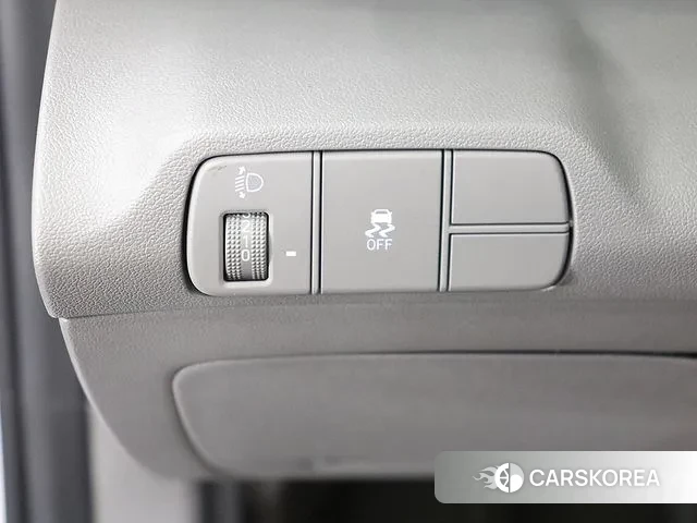 Hyundai The New Avante (CN7) 2024 Белый из Кореи, фото 3