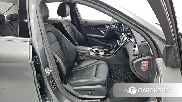 Mercedes-Benz C-Class W205 2018 Серый из Кореи, фото 3