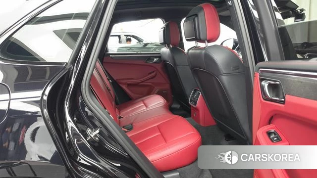 Porsche Macan 2023 Черный из Кореи, фото 3