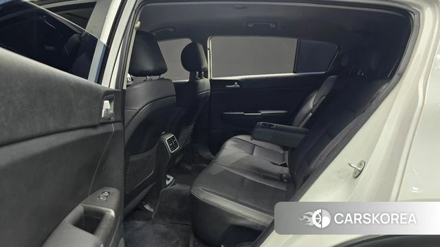 Kia Sportage 4th Generation 2018 Белый из Кореи, фото 3